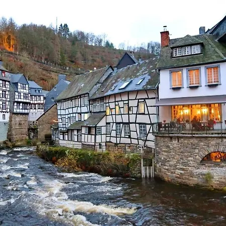Villa Le basecamp des sommets à Stavelot Extérieur photo